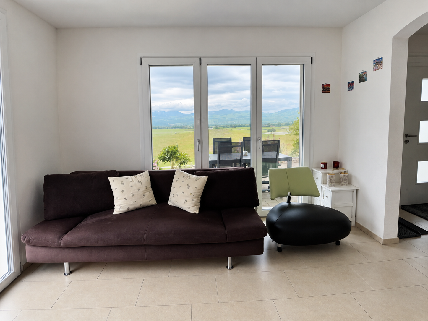 Zweites Badezimmer der Ferienwohnung Luxenweid mit Waschmaschine und Trockner