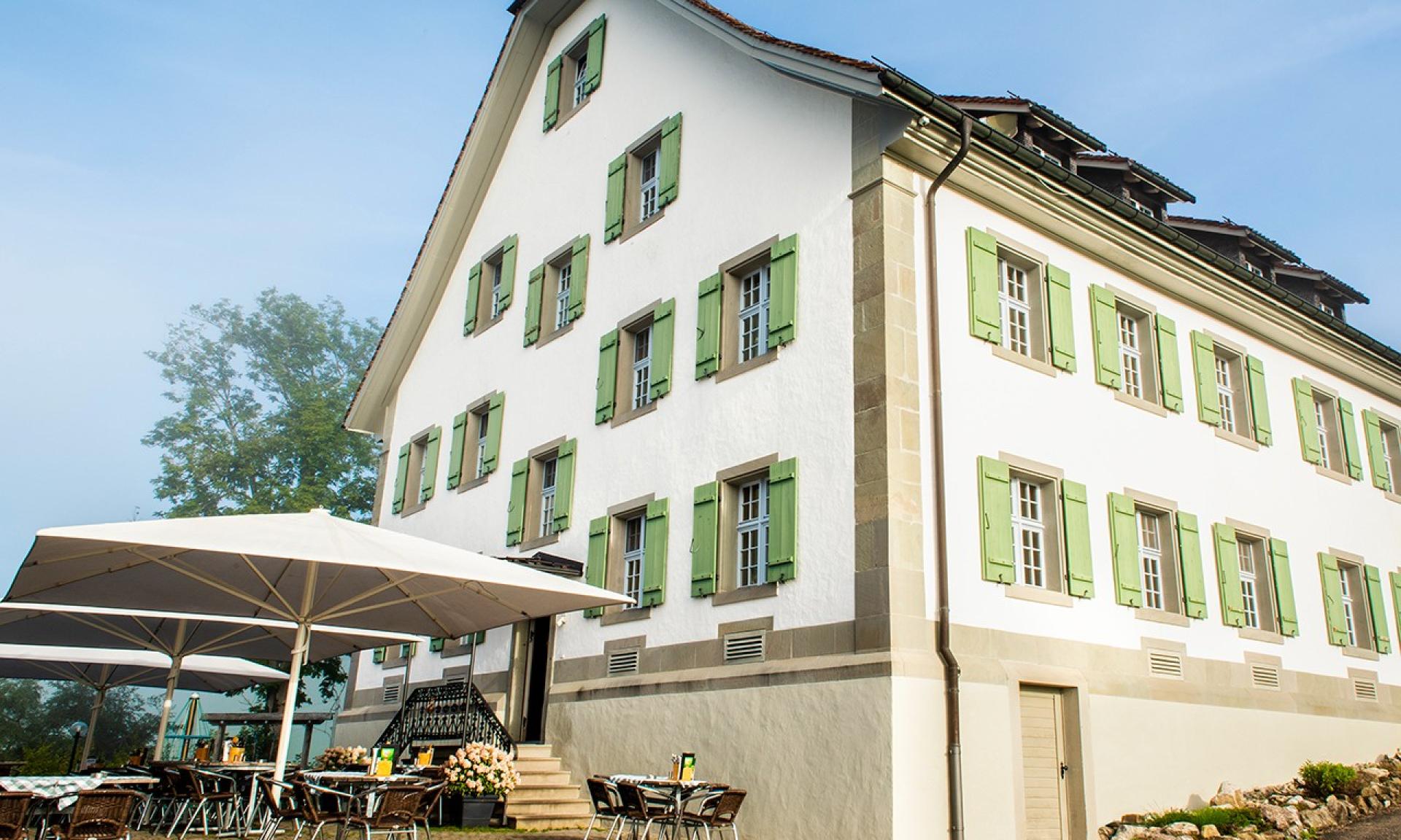 Gasthaus St. Meinrad mit Terrasse