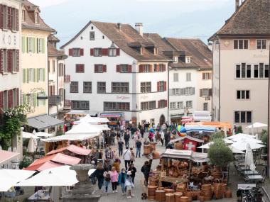 Herbstmarkt in der Altstadt von Rapperswil-Jona