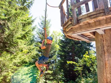 Riesenwald Elm Spielplatz